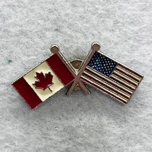 🔮 5/$25 Vintage USA Canadian Flags Pin